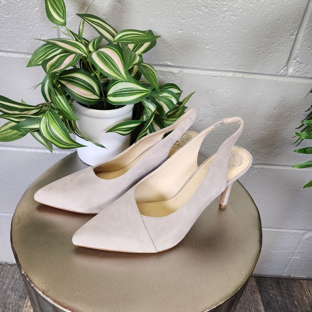 Vince Camuto Alleema Light Cream Suede Slingback Pumps Size 8.5 - Picture 3 of 12